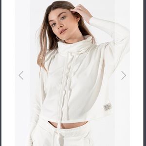 NWT- OneOne Ivory ribbed turtleneck sweater
